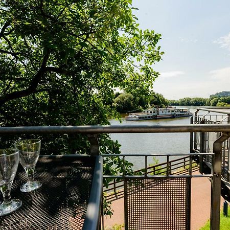 Weserwohnung - Bootshaus Urlaub Am Wasser 哈默尔恩 外观 照片