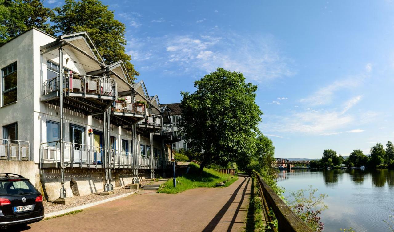 Weserwohnung - Bootshaus Urlaub Am Wasser 哈默尔恩 外观 照片