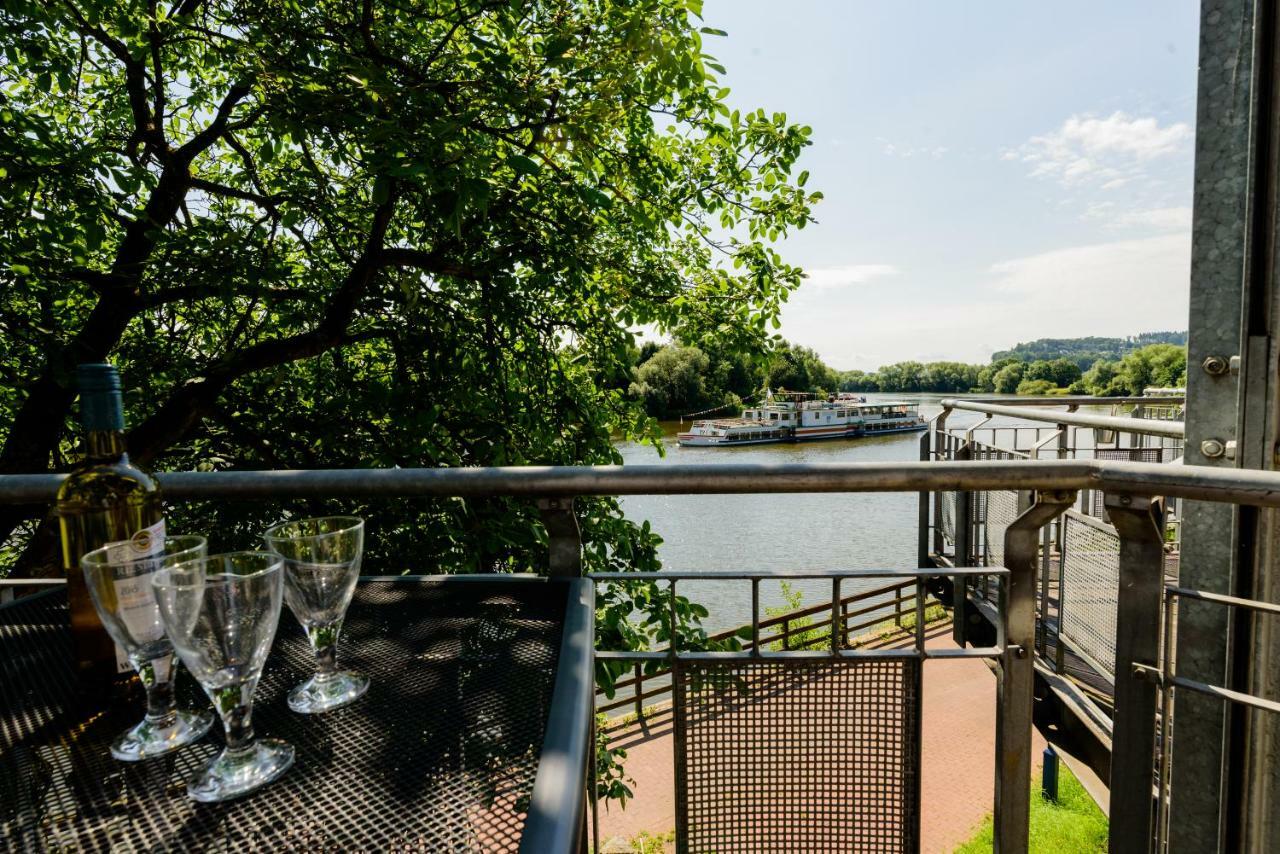Weserwohnung - Bootshaus Urlaub Am Wasser 哈默尔恩 外观 照片