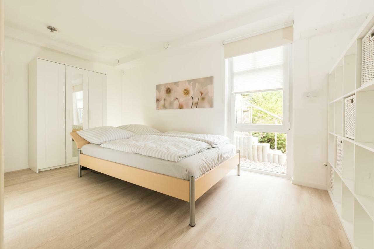 Weserwohnung - Bootshaus Urlaub Am Wasser 哈默尔恩 外观 照片