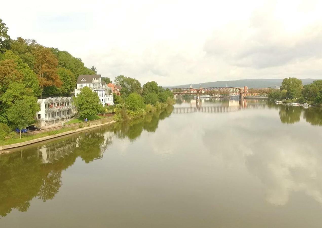 Weserwohnung - Bootshaus Urlaub Am Wasser 哈默尔恩 外观 照片